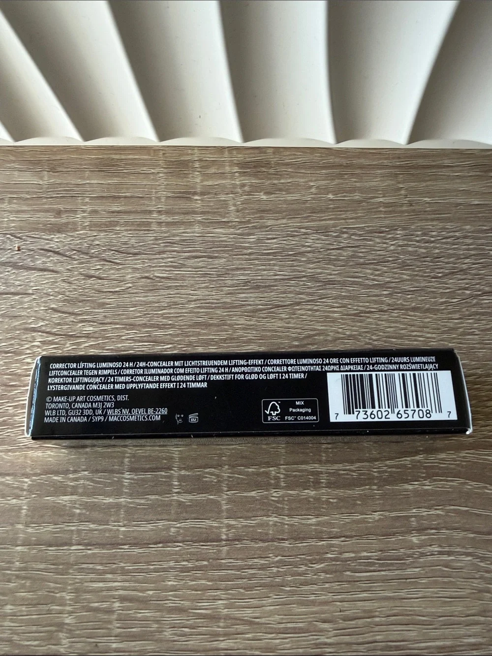 MAC Cosmetics Studio Radiance Concealer - Black & Beige NC 11.5 New